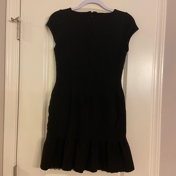 WHITE House Black Market Black Bodycon Mini Dress Women Size 2 Ruffle - Picture 4 of 9